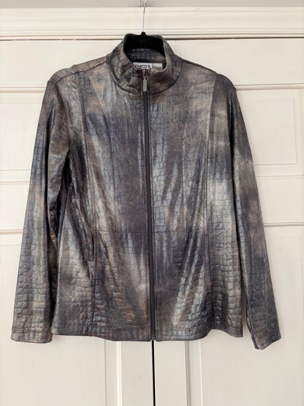 Chico's Travelers Size 0 Liquid Leather Metallic Snake Zip-Front Jacket Small